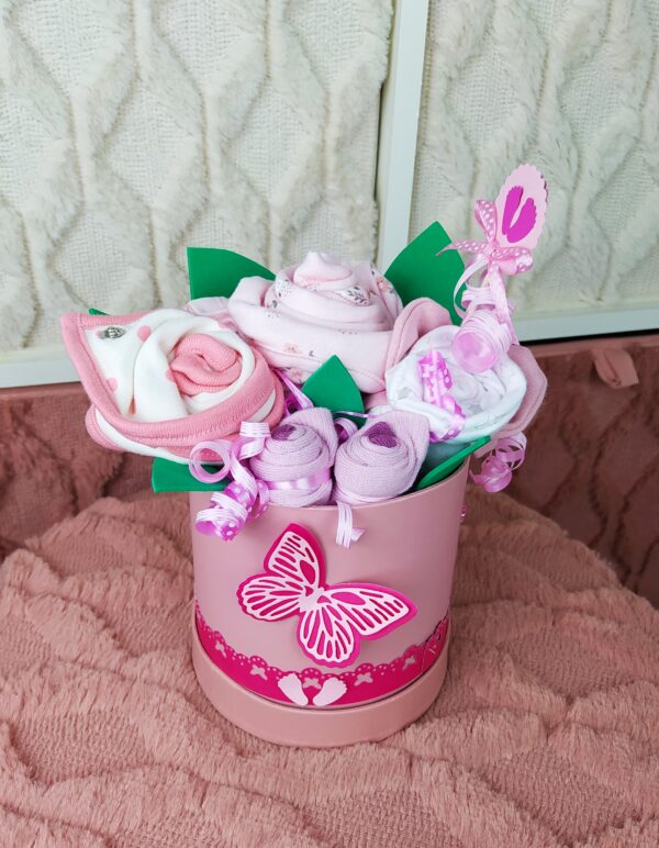 BabyTorta plienková ružová kytice darček k narodeniu bábätka - textilný kvetinový flower box - VIDEO - Image 2